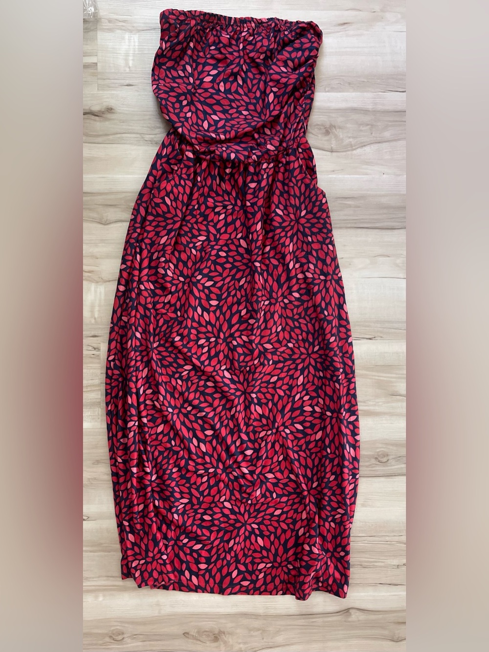Strapless Leaf-Print Maxi Dress in Pink and Black